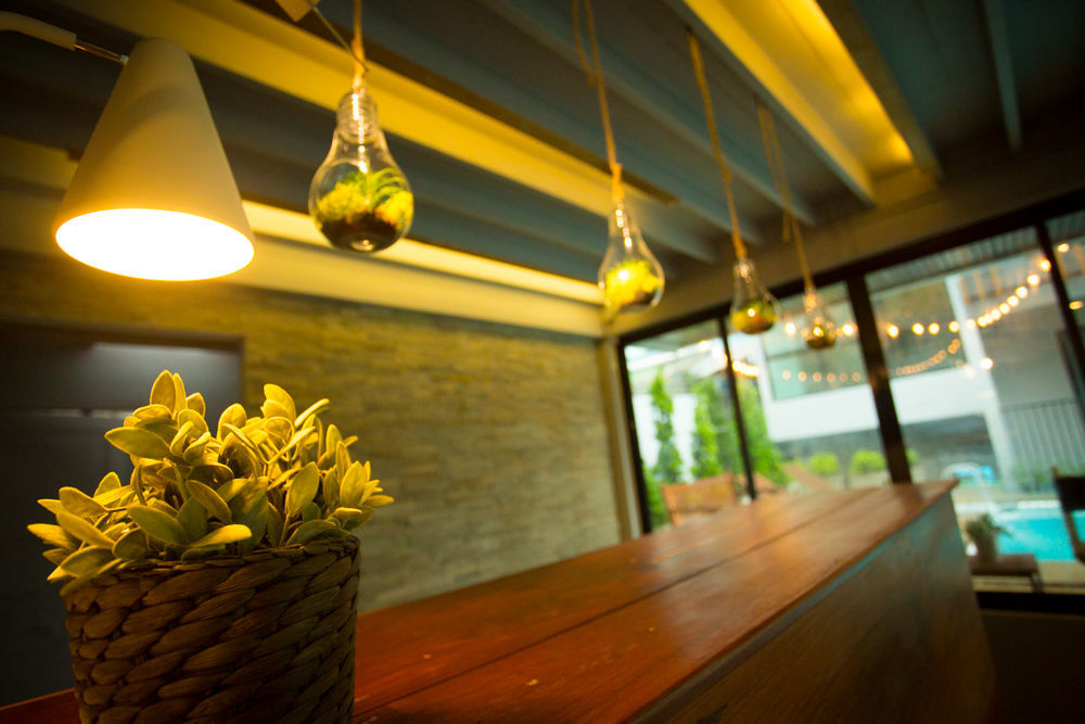 Nest By Sangob Hotel Bangkok Buitenkant foto