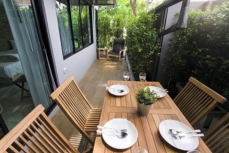 Nest By Sangob Hotel Bangkok Buitenkant foto