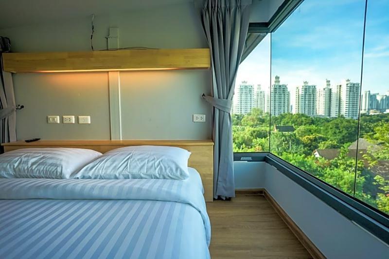 Nest By Sangob Hotel Bangkok Buitenkant foto